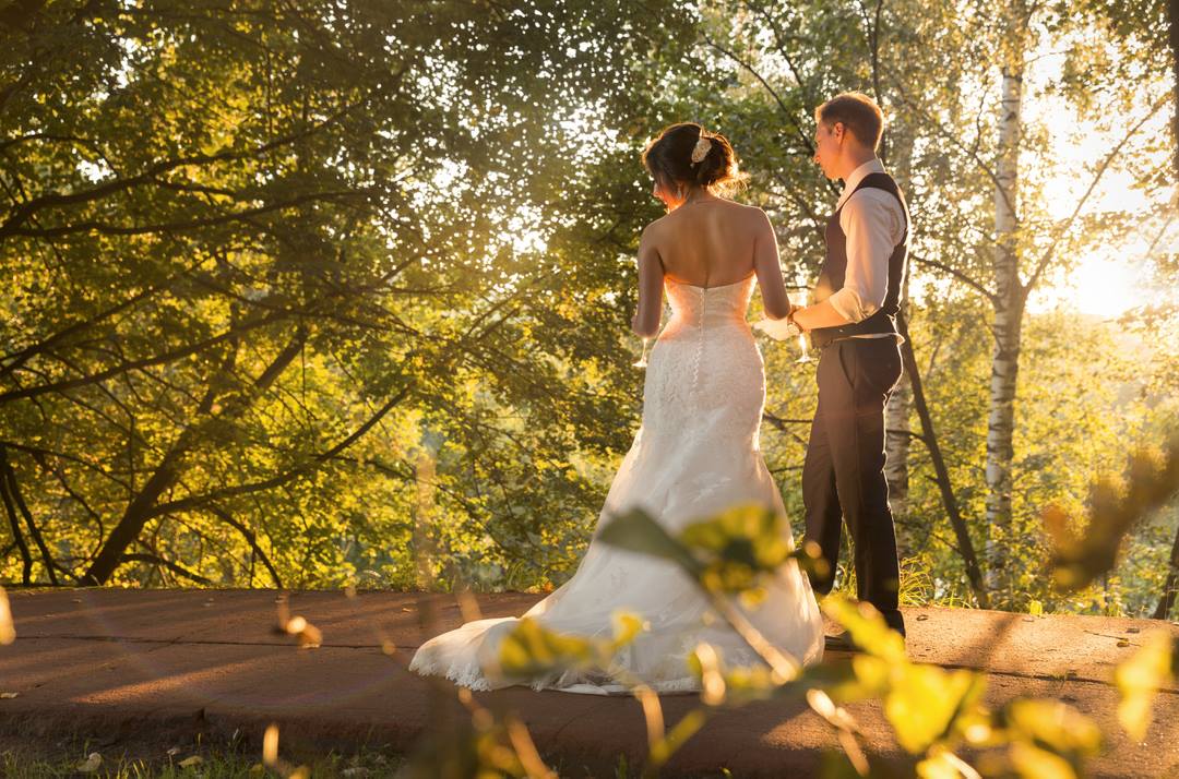 Alex and Julia — wedding day moment